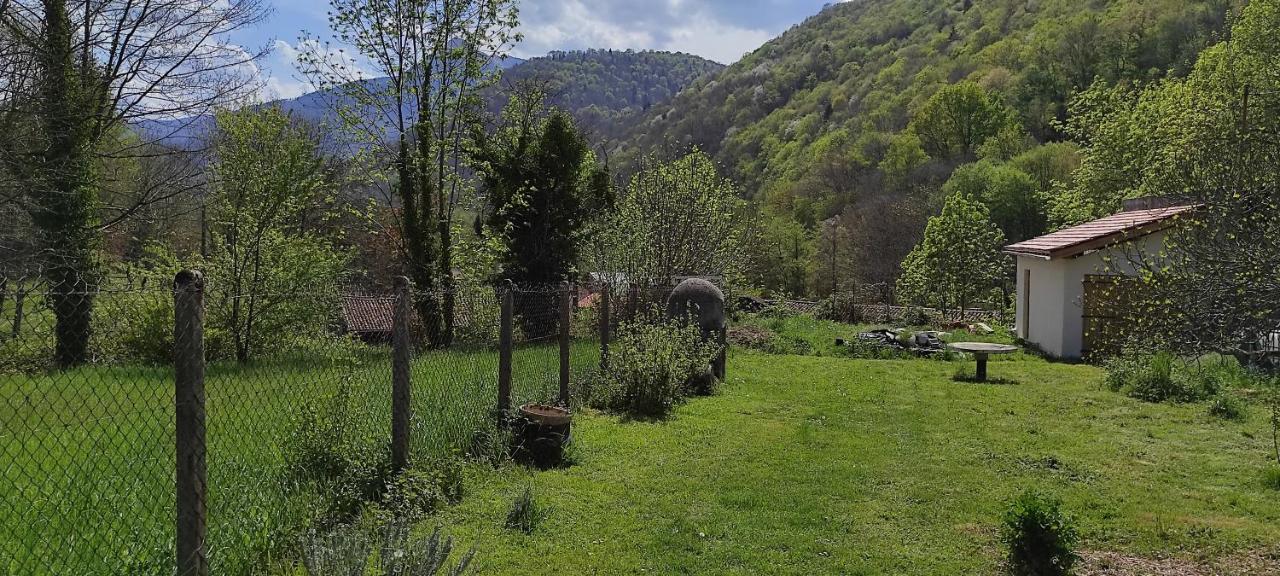 Maison Au Pied De La Montagne Aspet 外观 照片